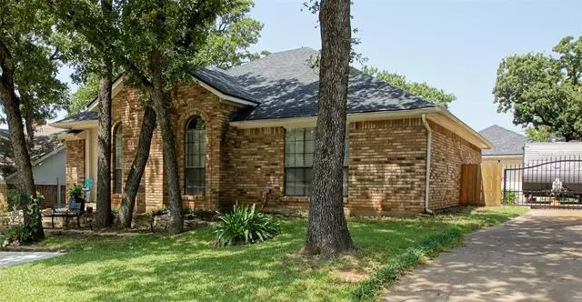 Arlington, TX 76016,4106 April Drive