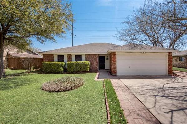 3108 Manchester Circle, Bedford, TX 76021