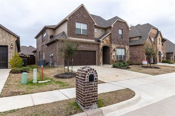 597 Mountcastle Drive, Rockwall, TX 75087