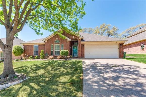 603 Everglade Drive, Mansfield, TX 76063