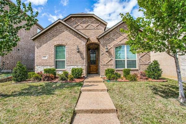 3707 Adriana Avenue, Irving, TX 75038