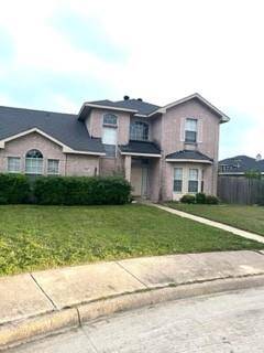 413 Chestnut Lane, Desoto, TX 75115