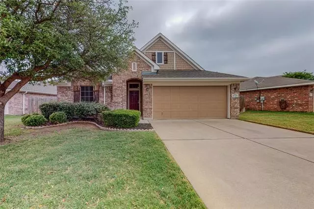 8125 Plateau Drive, Fort Worth, TX 76120