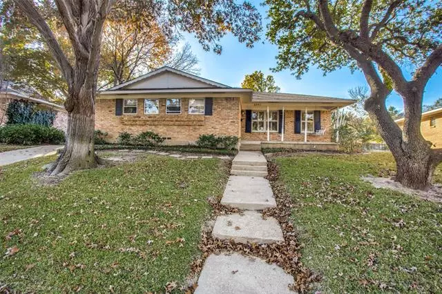 2347 Rockyglen Drive, Dallas, TX 75228