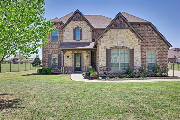 7108 Sussex Lane, Mansfield, TX 76063