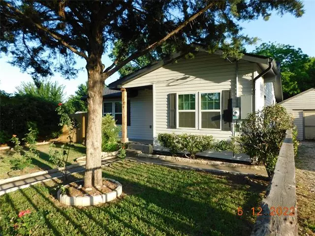 238 Samuel Street, Lewisville, TX 75057