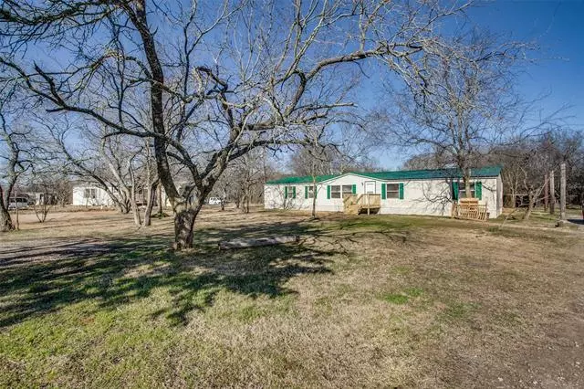 1313 Highland Acres Drive, Kaufman, TX 75142