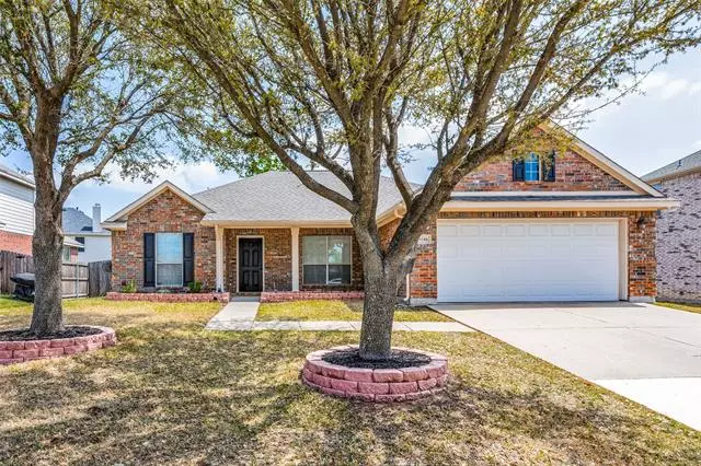 3106 Summer Grove Court, Mansfield, TX 76063