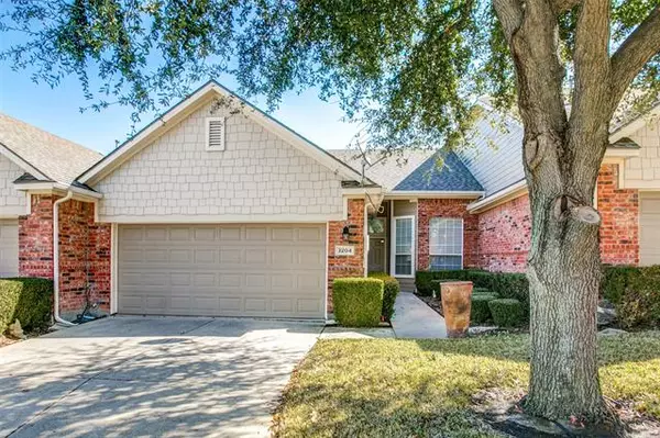 Plano, TX 75093,3204 Apple Tree Drive