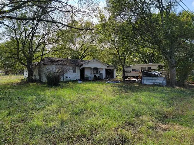 Greenville, TX 75402,207 County Road 3320