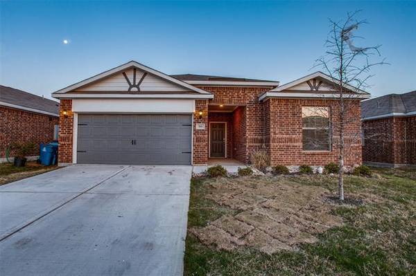 516 Aqueduct Drive, Seagoville, TX 75159