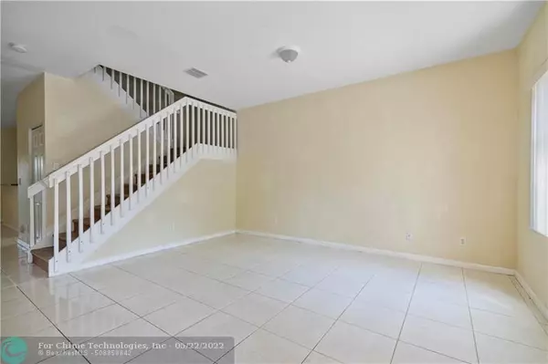 North Lauderdale, FL 33068,803 N Santa Catalina Cir