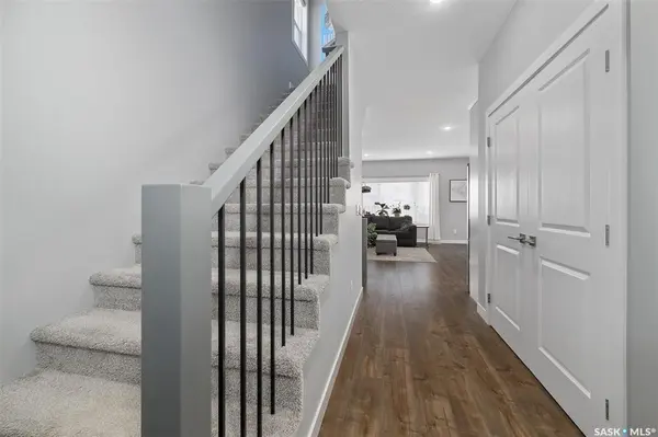 238 Stilling UNION, Saskatoon, SK S7V 0V3