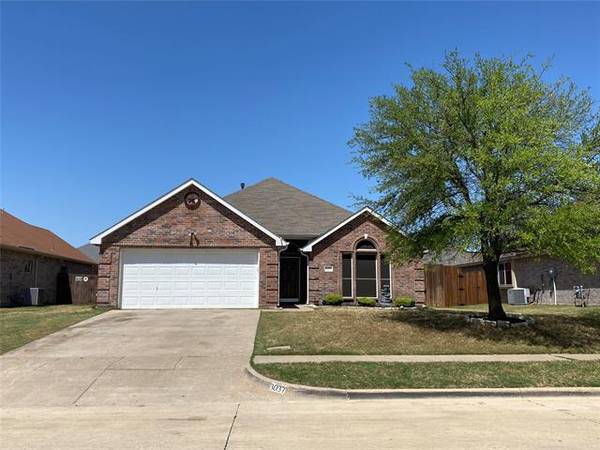 3037 Canary Lane, Midlothian, TX 76065