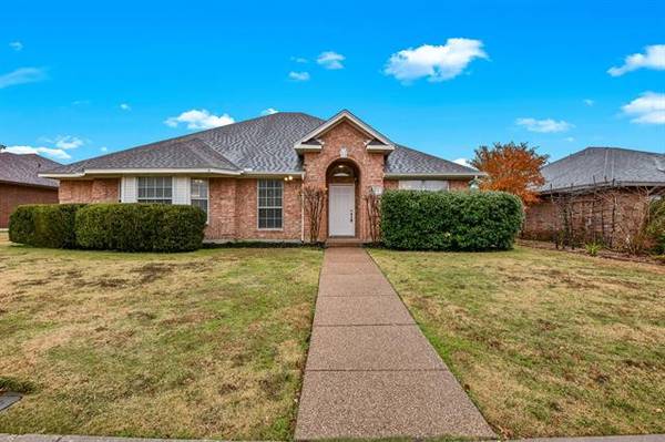 1533 Waterford Drive, Lewisville, TX 75077