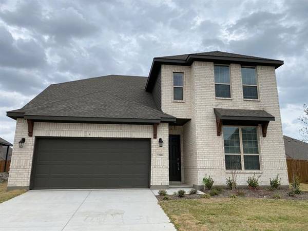 7200 Crowell Court, Arlington, TX 76002