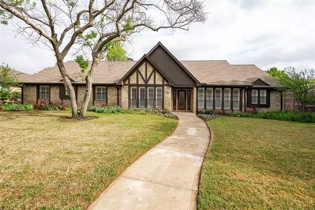 7325 Winterwood Lane, Dallas, TX 75248