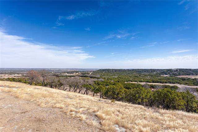 484 County Road 4147, Cranfills Gap, TX 76637