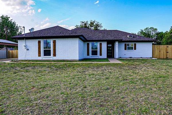 803 Barry Lane, Cleburne, TX 76031