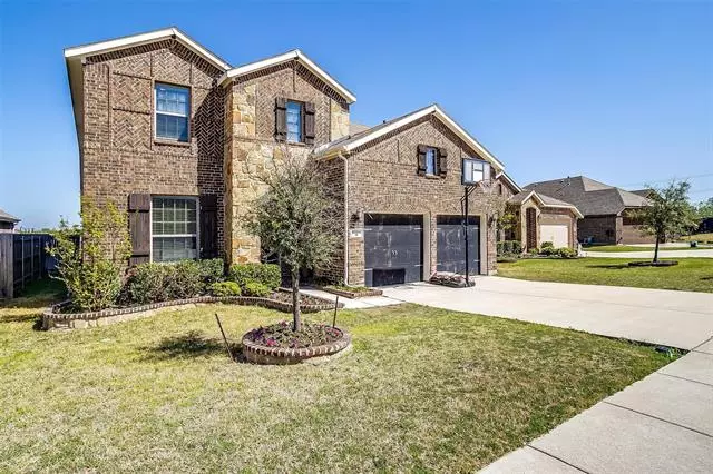 6004 Shiner Drive, Fort Worth, TX 76179