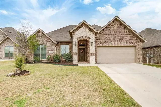 632 Peach Lane, Burleson, TX 76028