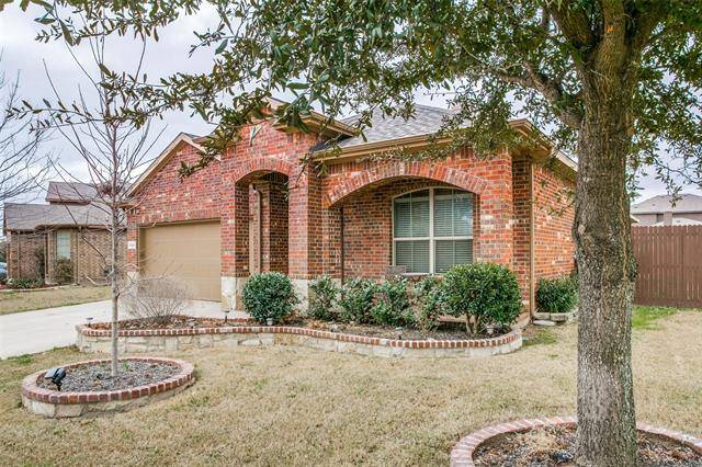 2724 Albatross Lane, Fort Worth, TX 76177