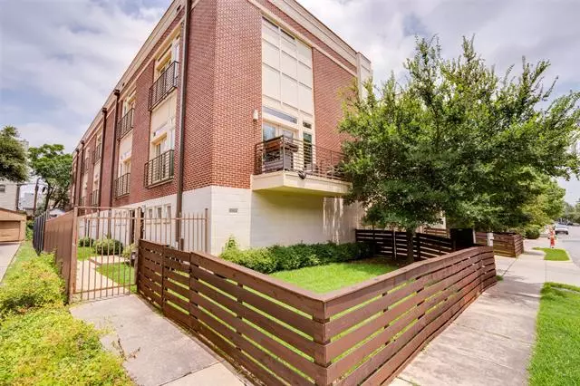 5711 Ross Avenue #8, Dallas, TX 75206