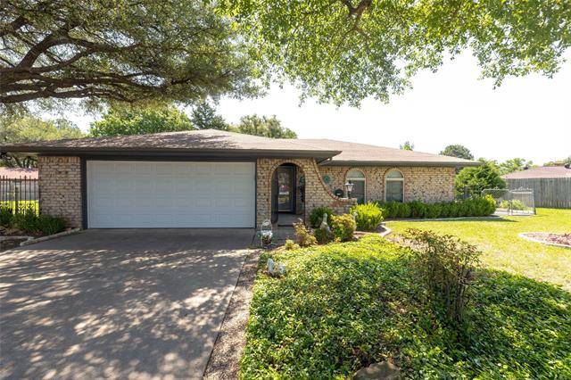 8608 Rockdale Court, North Richland Hills, TX 76182