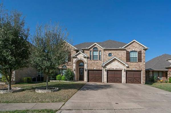 3015 Fairview Drive, Grand Prairie, TX 75052