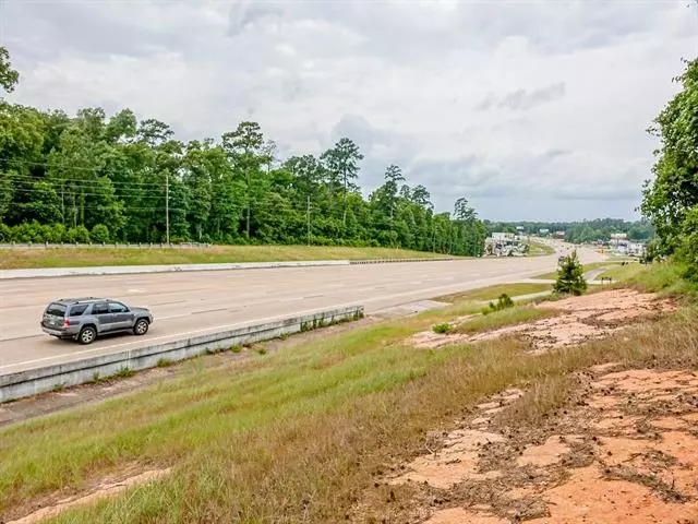 TR 33 Highway 105 W, Conroe, TX 77304