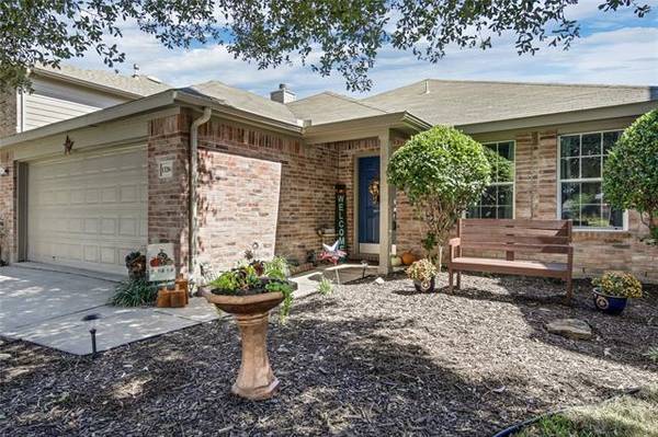 13204 Settlers Trail, Fort Worth, TX 76244