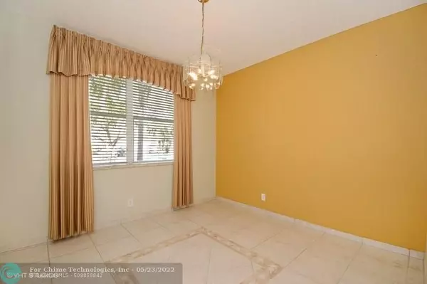 Weston, FL 33327,925 Briar Ridge Rd