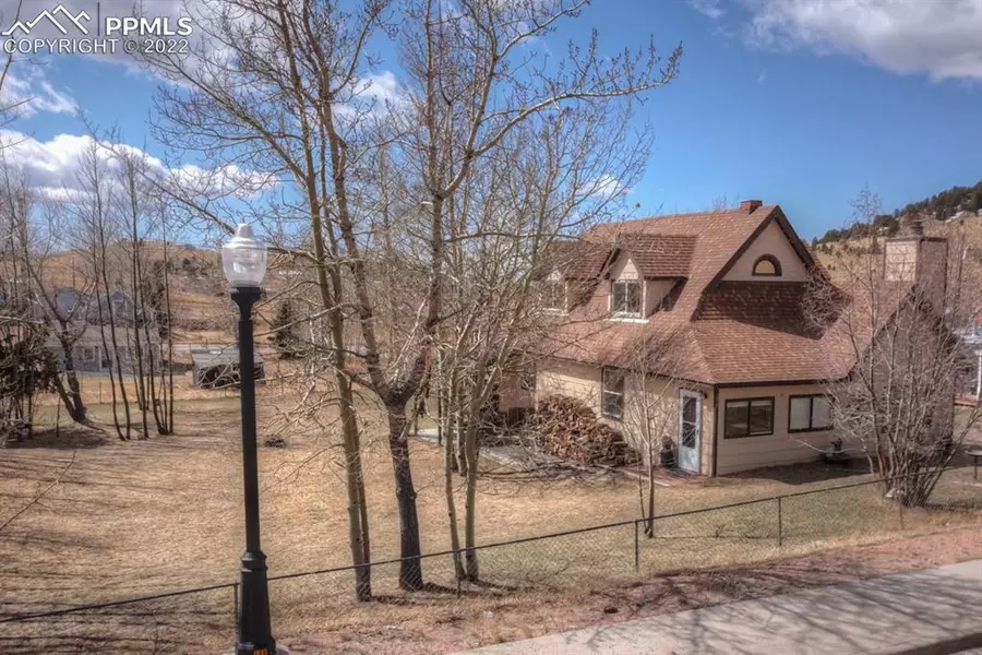 326 W Carr AVE, Cripple Creek, CO 80813