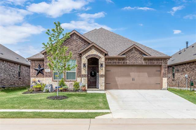 11201 Klondike Lane, Aubrey, TX 76227