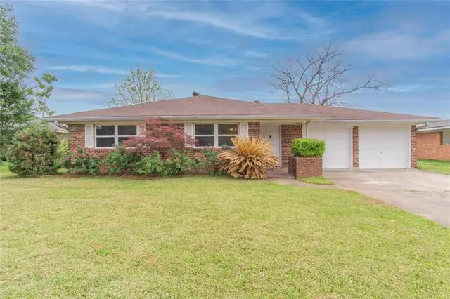 Shreveport, LA 71105,6209 Kathy Circle