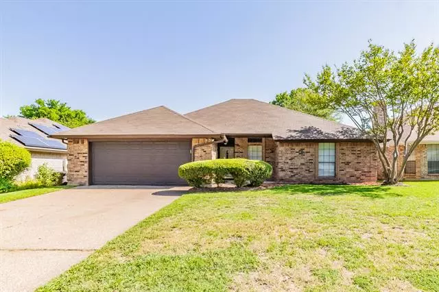 Fort Worth, TX 76134,1525 Sunny Glen Street