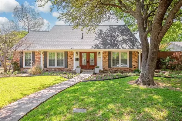 2206 Ridge Crest Drive, Richardson, TX 75080