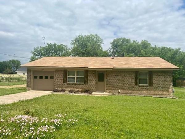 504 N Piney Street, Dodd City, TX 75438