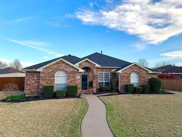 2914 Beau Drive, Mesquite, TX 75181