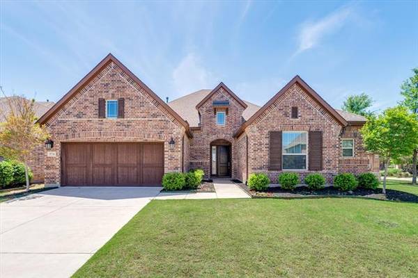 576 Hidden Meadow Drive, Keller, TX 76248