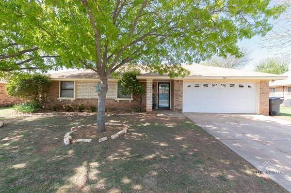 4610 Misty Valley E, Wichita Falls, TX 76310