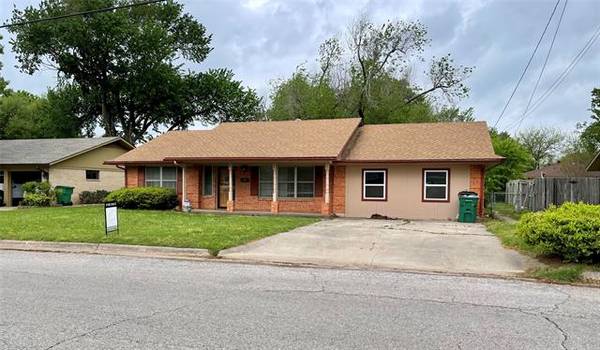 417 Rosedale Drive, Gainesville, TX 76240