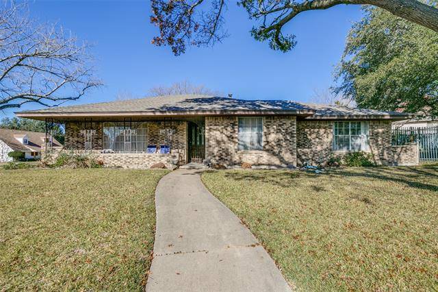 1205 Forestbrook Drive, Desoto, TX 75115