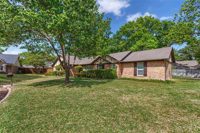 2506 Ashbury Court, Grand Prairie, TX 75050