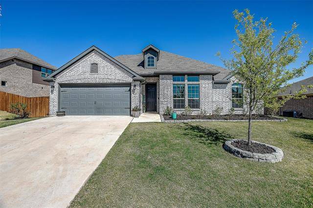 1627 Glade Meadows Drive, Burleson, TX 76058