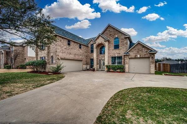 714 Celebrity Court, Midlothian, TX 76065