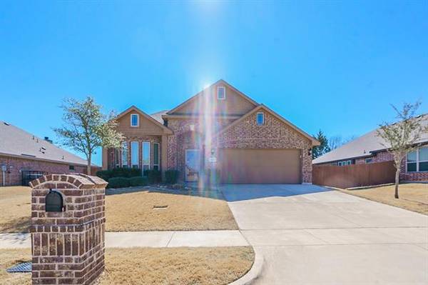 4026 Hyde Park Drive, Midlothian, TX 76065