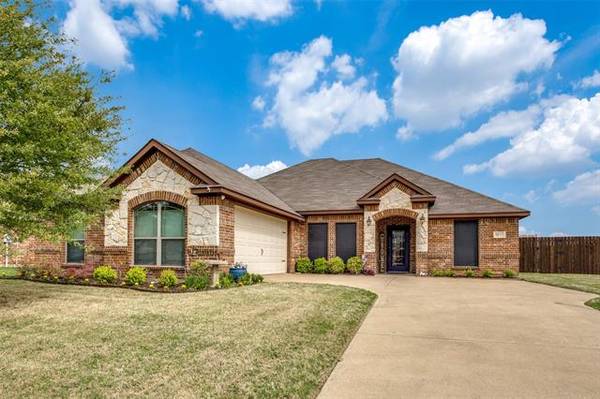 6617 Morning Dew Drive, Midlothian, TX 76065