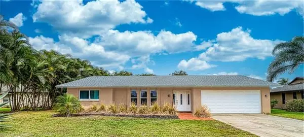 1411 N Larkwood SQ, Fort Myers, FL 33919