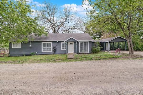 204 Bratcher Street, Blue Ridge, TX 75424